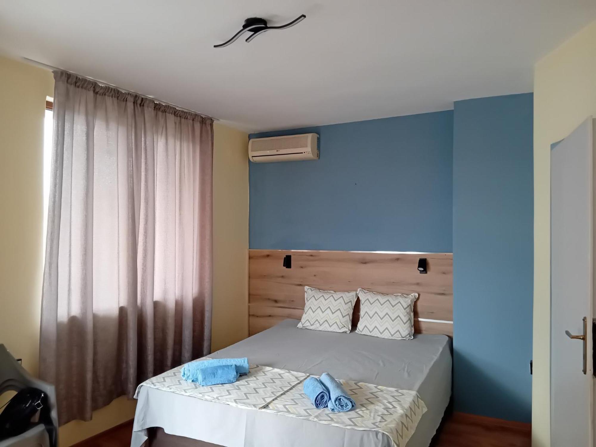 Guesthouse Oasis Kiten  Exterior photo