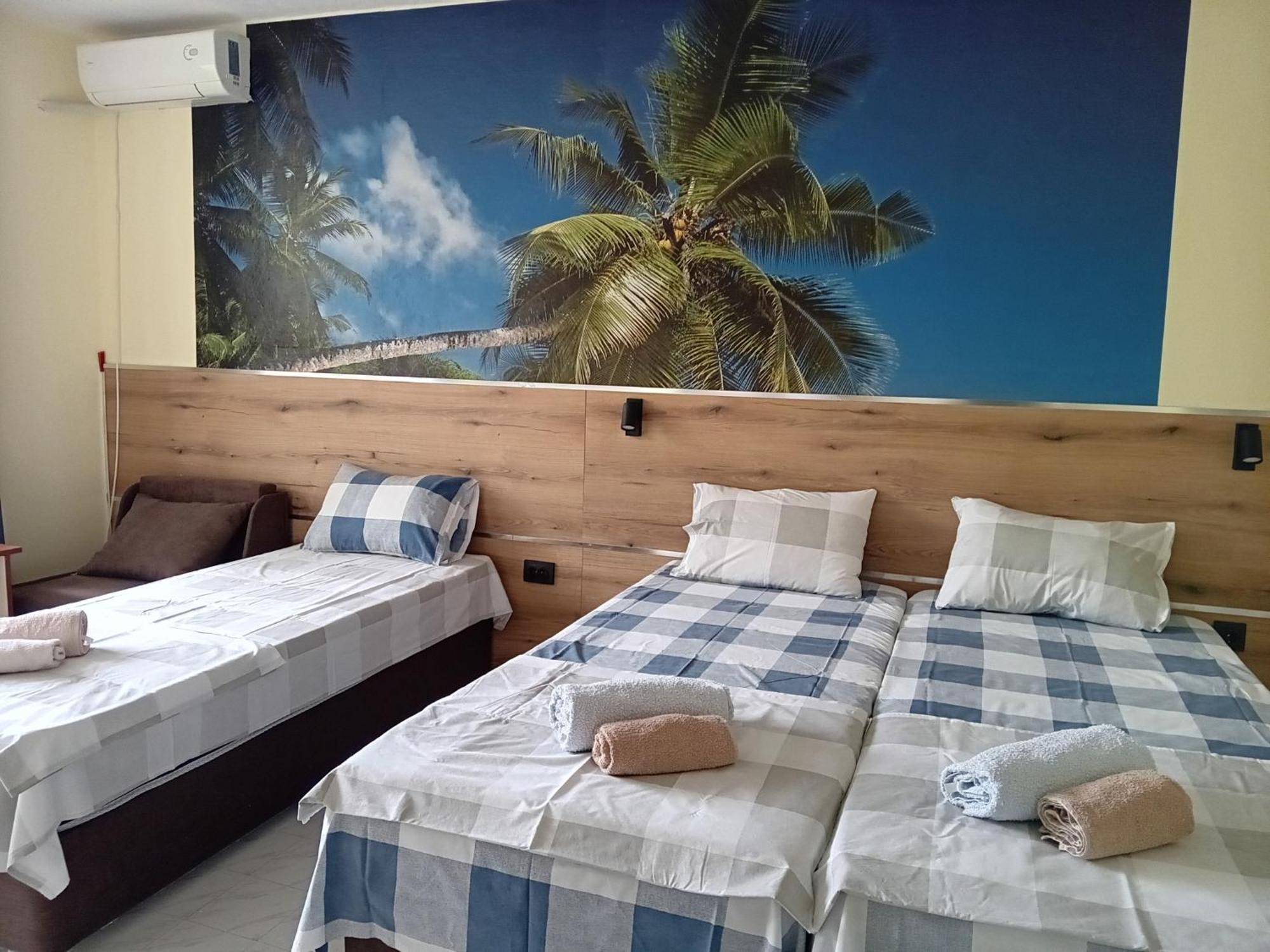 Guesthouse Oasis Kiten  Exterior photo